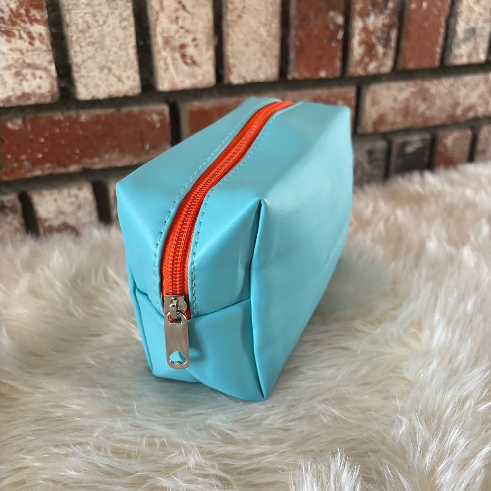 Colorful Women's Clutch Set - Picture 12 of 16